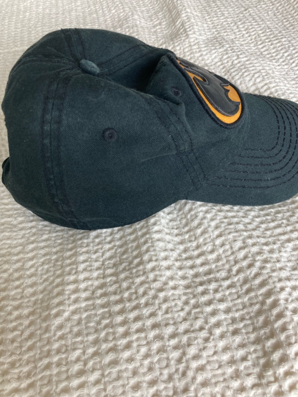 Batman Black Baseball Cap with leather Yellow Logo one size fits most - Picture 8 of 9